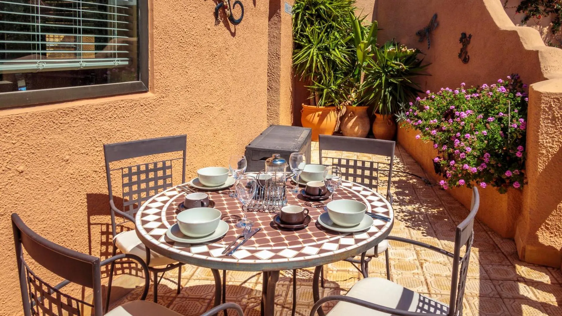Casa De La Roca - A Beautiful 2 Bed/2 Bath Detached Villa Almeria Holiday home